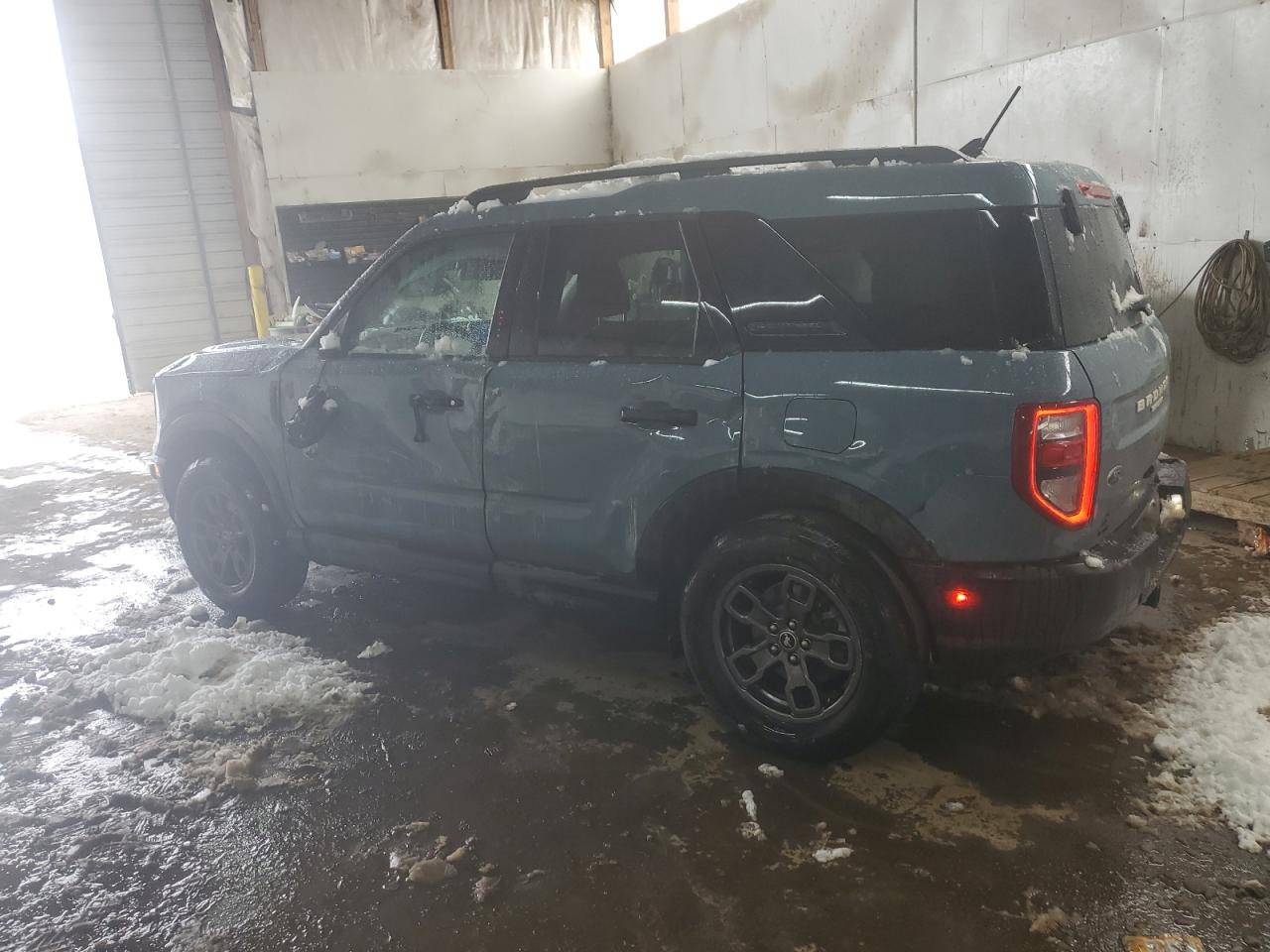 2022 Ford Bronco - Image 2