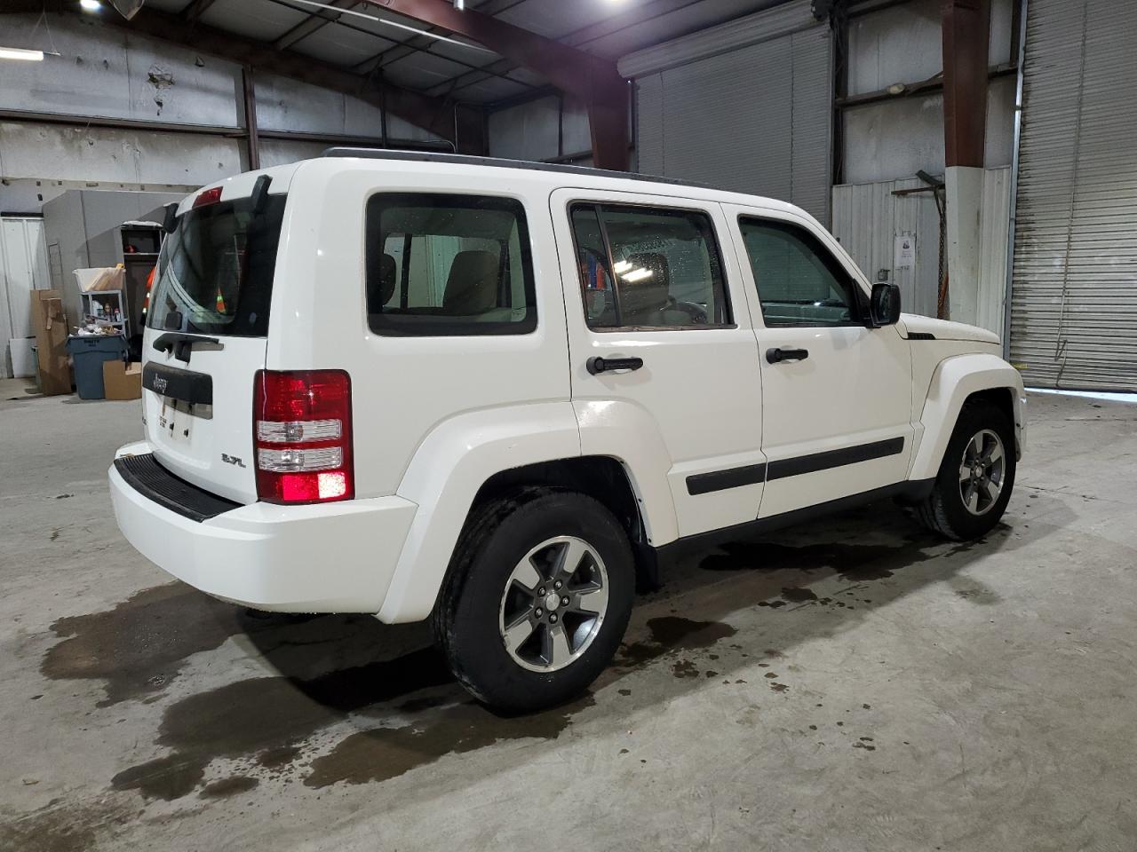 2008 Jeep Liberty (North America) - Image 3