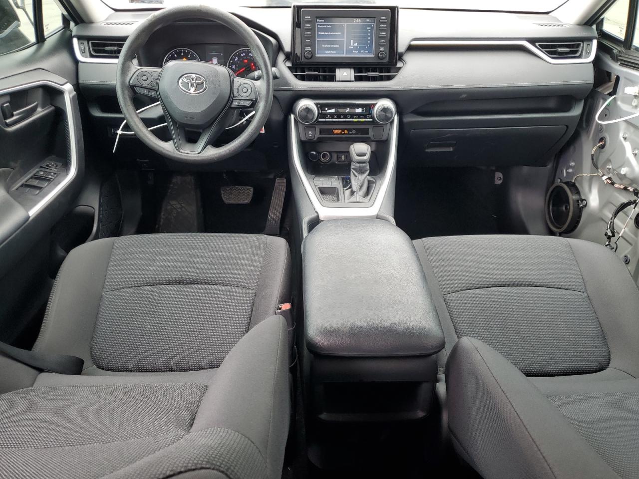 2019 Toyota RAV 4 - Image 8