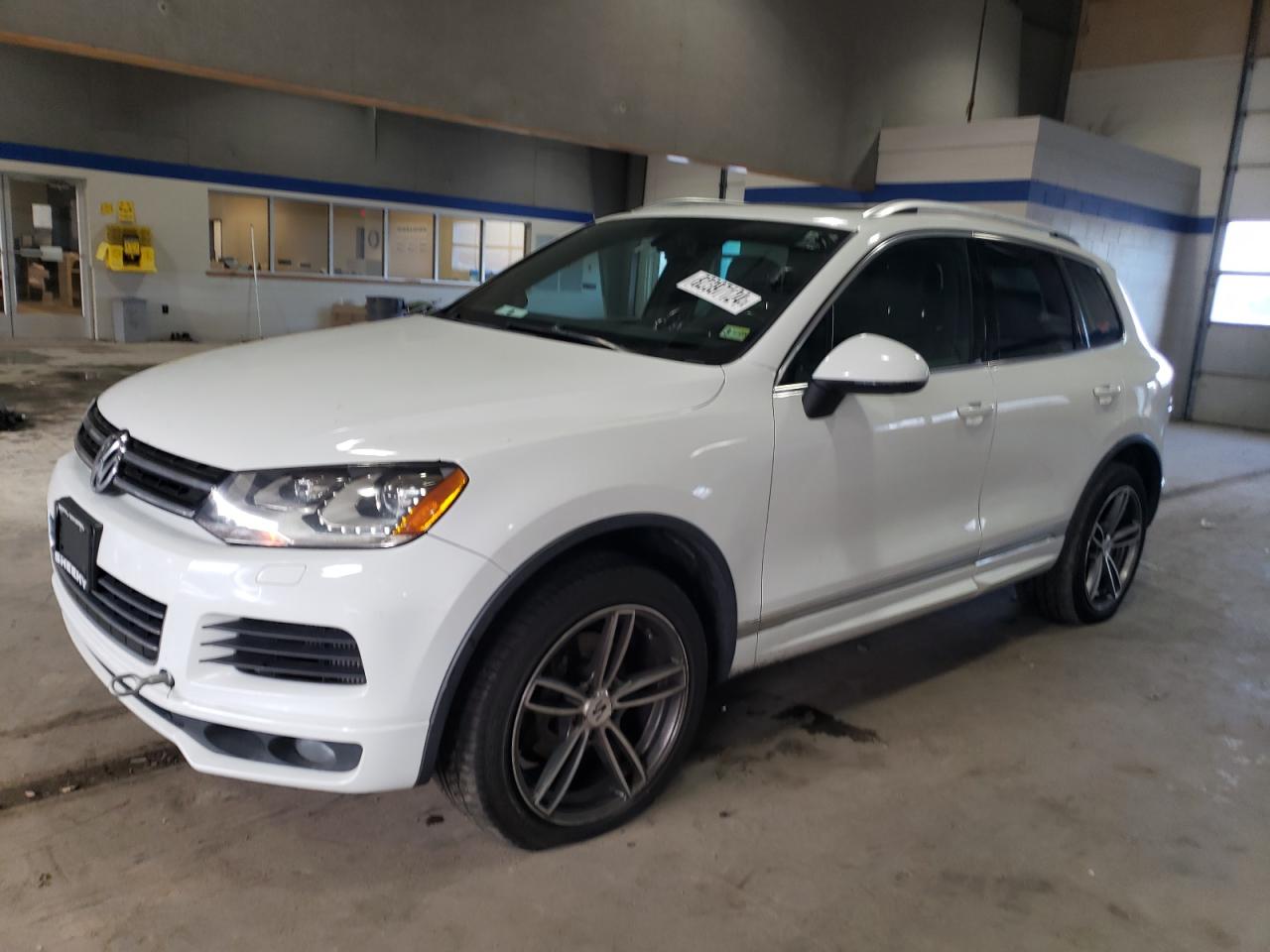 2014 VOLKSWAGEN TOUAREG TD