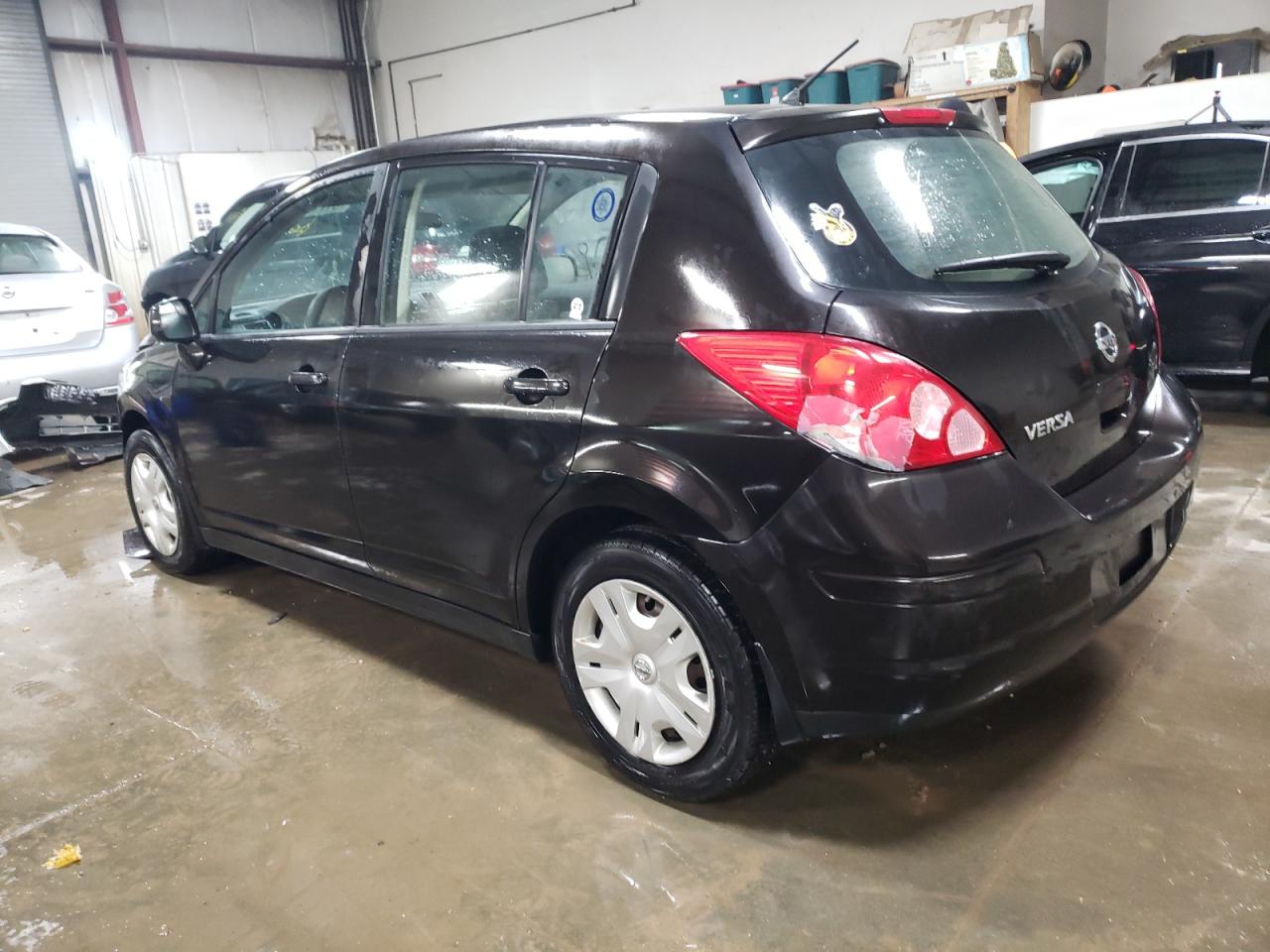 2012 Nissan Versa - Image 2