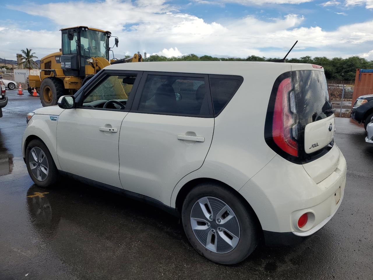 VIN KNDJP3AE2J7026684 2018 KIA SOUL no.2