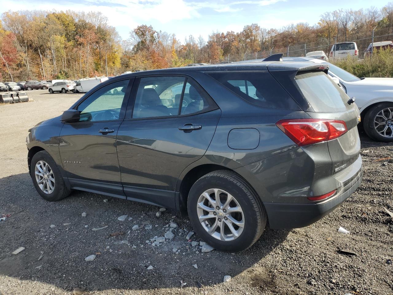 2019 Chevrolet Equinox - Image 2