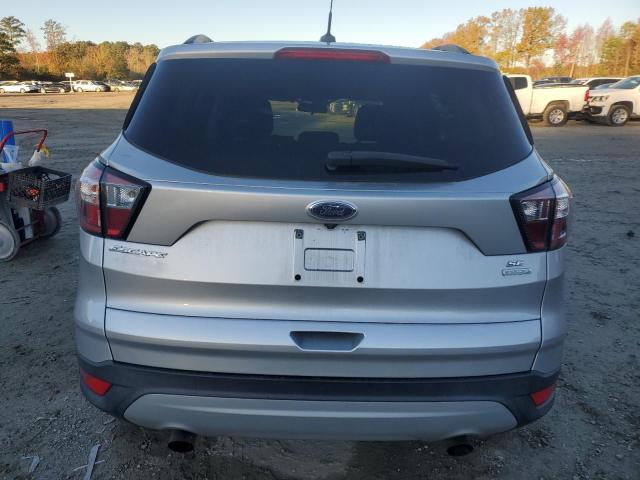  FORD ESCAPE 2018 Silver