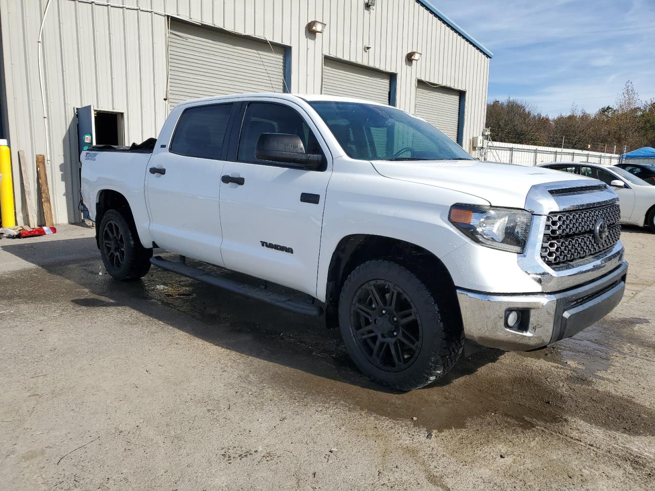 VIN 5TFEY5F11LX270247 2020 TOYOTA TUNDRA no.4