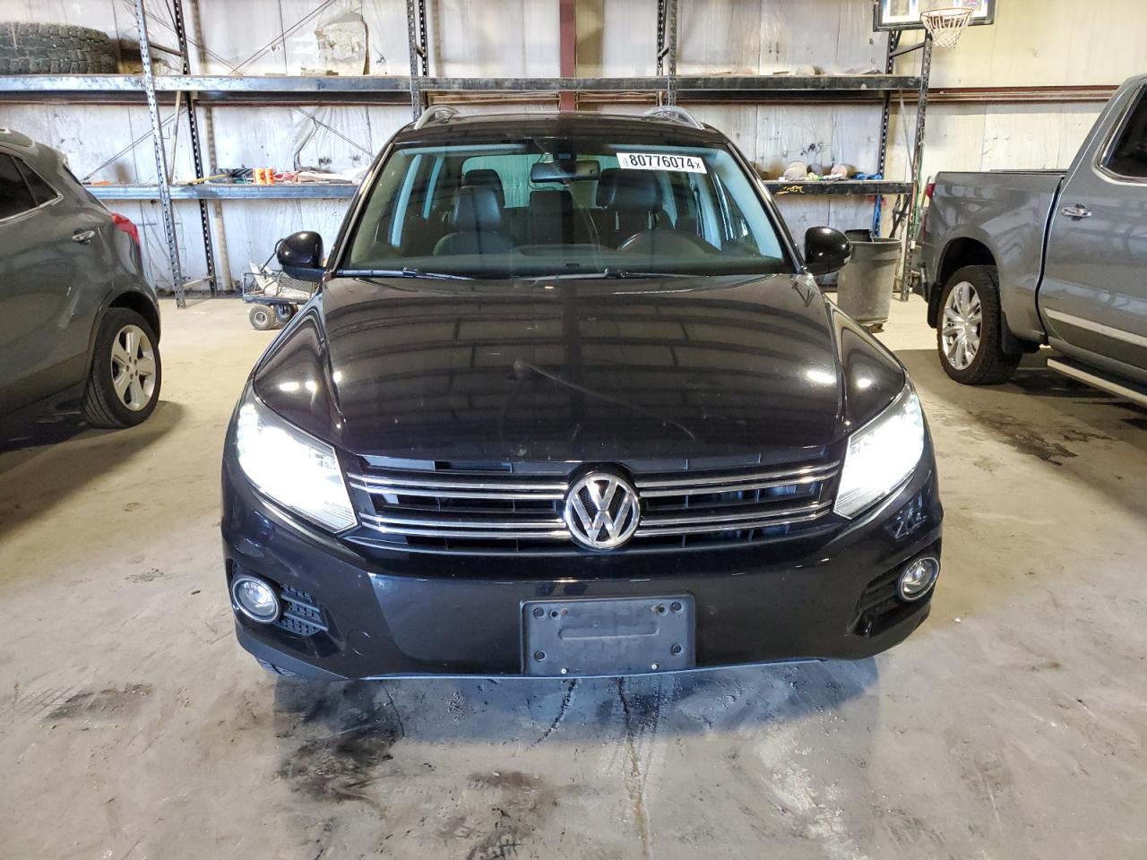 VIN WVGUV7AXXHK031288 2017 VOLKSWAGEN TIGUAN no.5