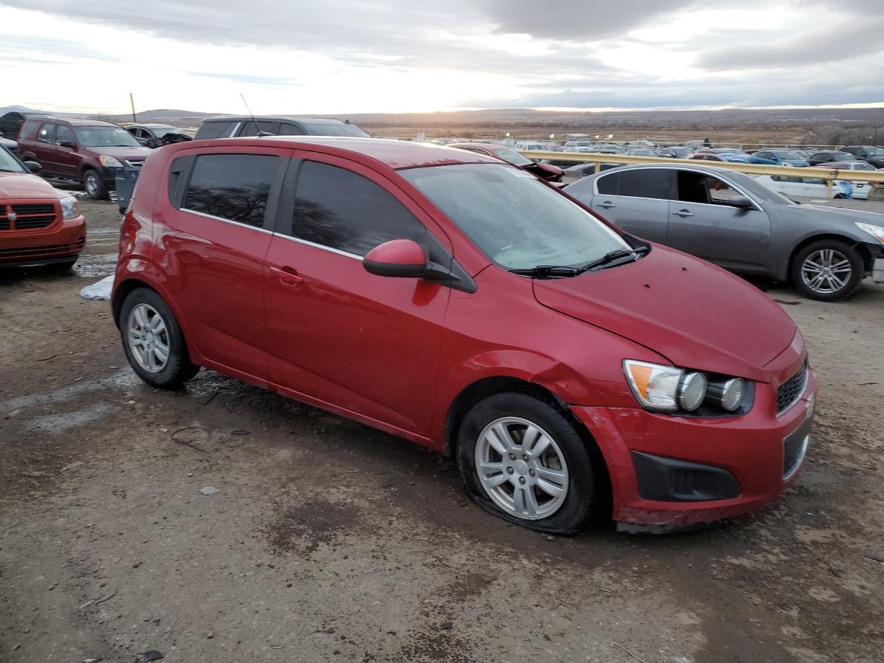 VIN 1G1JC6SH1D4195048 2013 CHEVROLET SONIC no.4