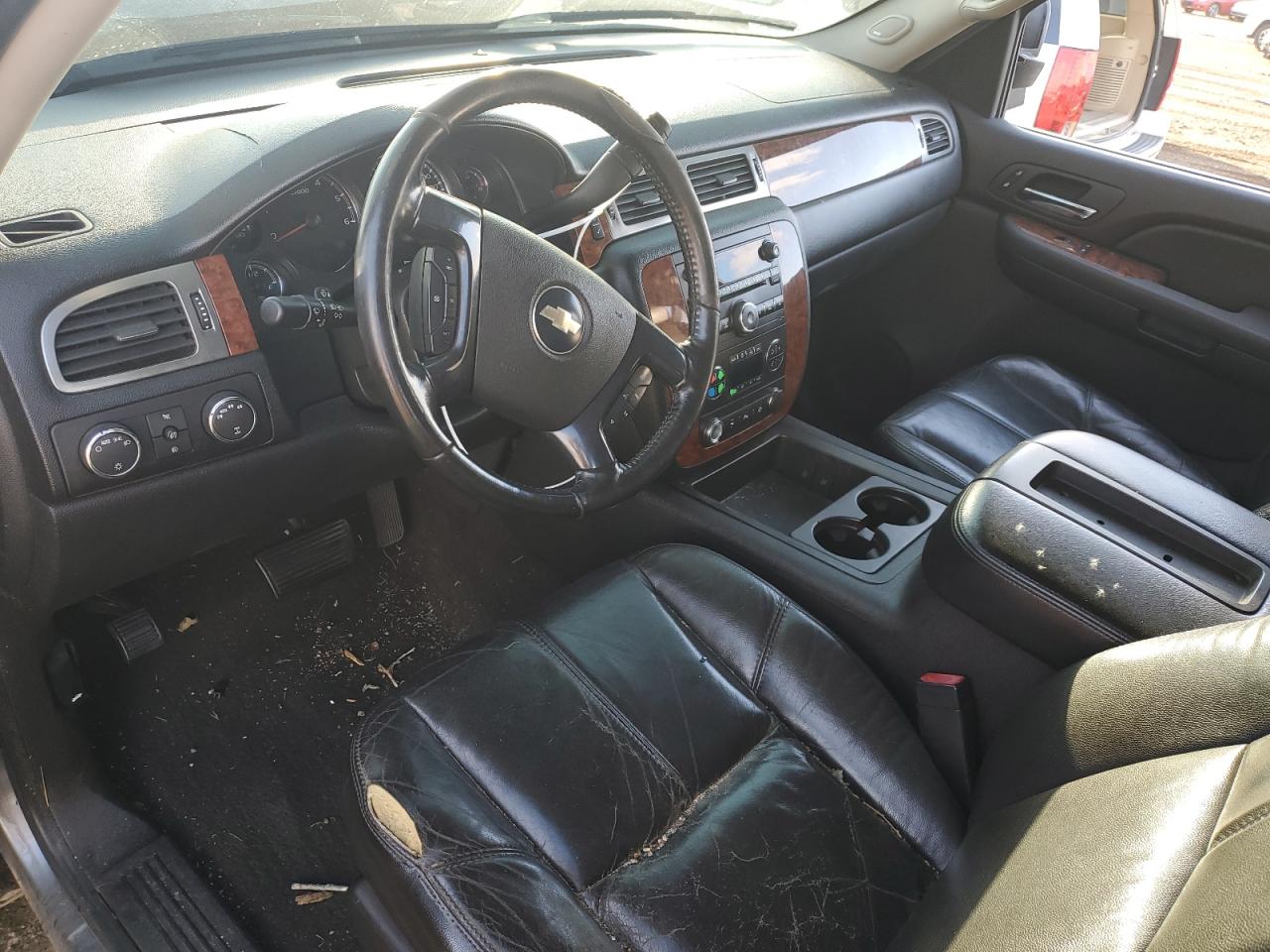 2007 Chevrolet Silverado - Image 8