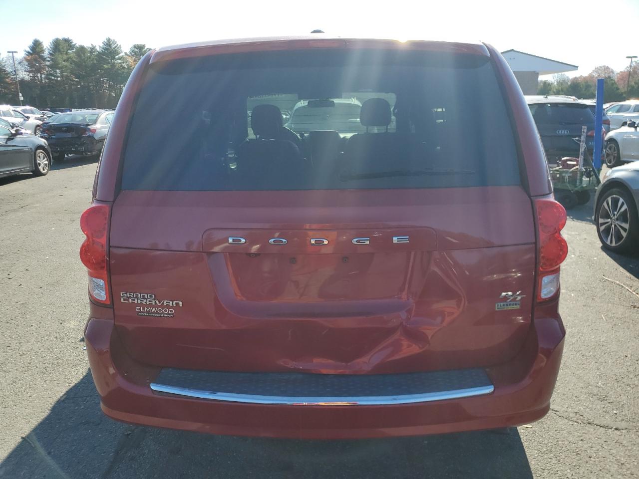 2016 Dodge Caravan - Image 6
