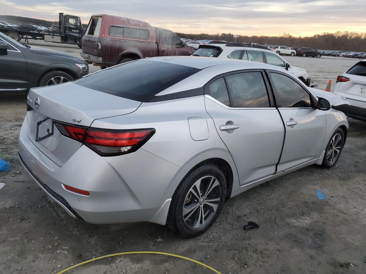 2022 Nissan Sentra - Image 3