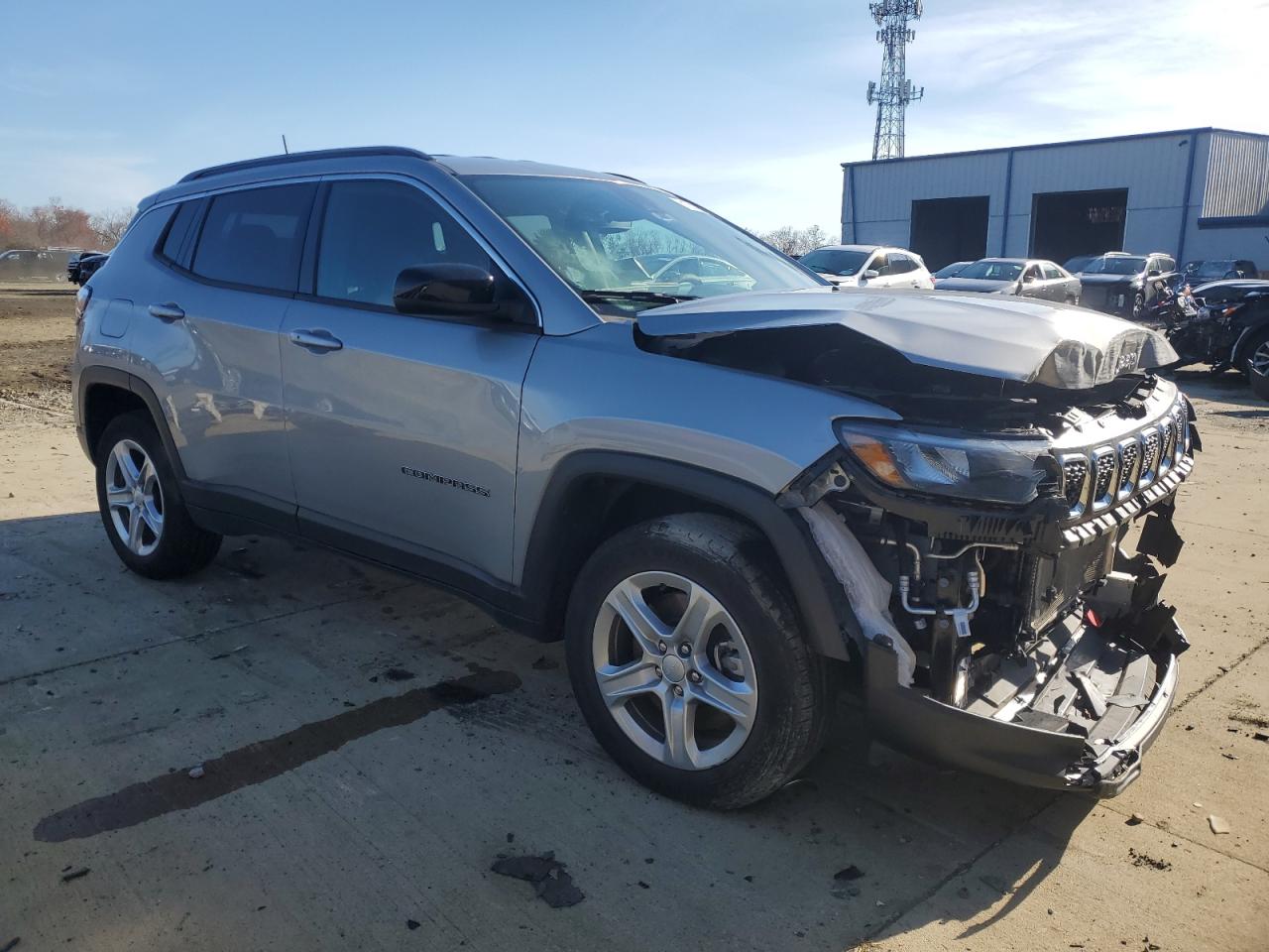 VIN 3C4NJDBN5PT537852 2023 JEEP COMPASS no.4