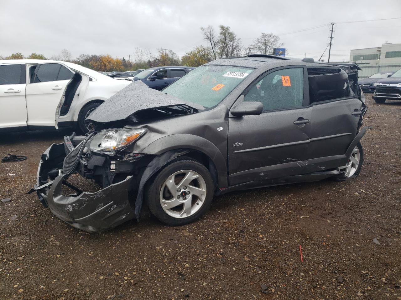 2005 Pontiac Vibe - Image 1