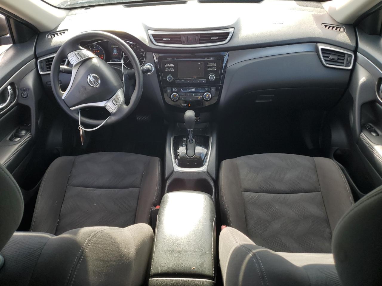 2015 Nissan Rogue - Image 8