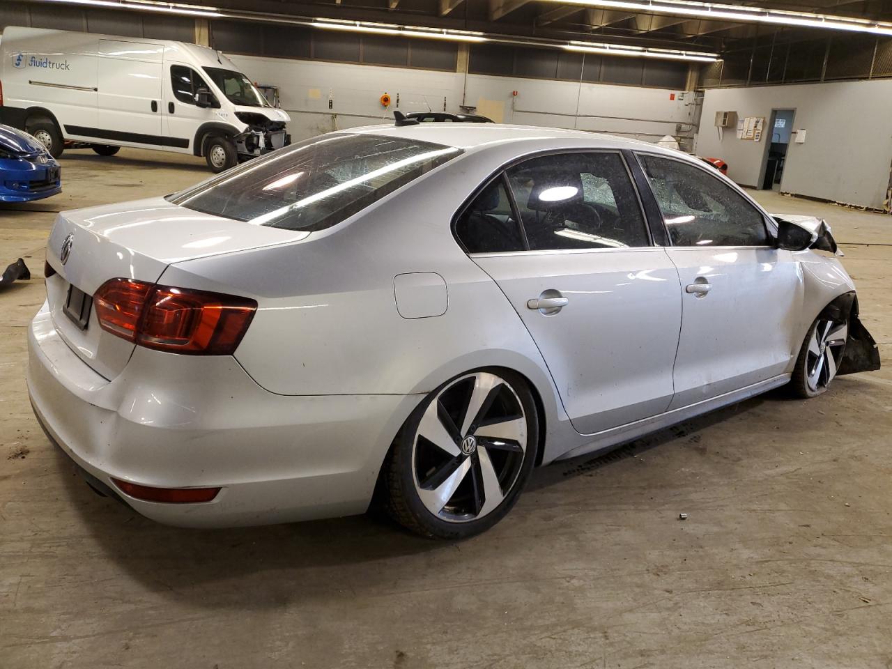 2014 Volkswagen Jetta - Image 3