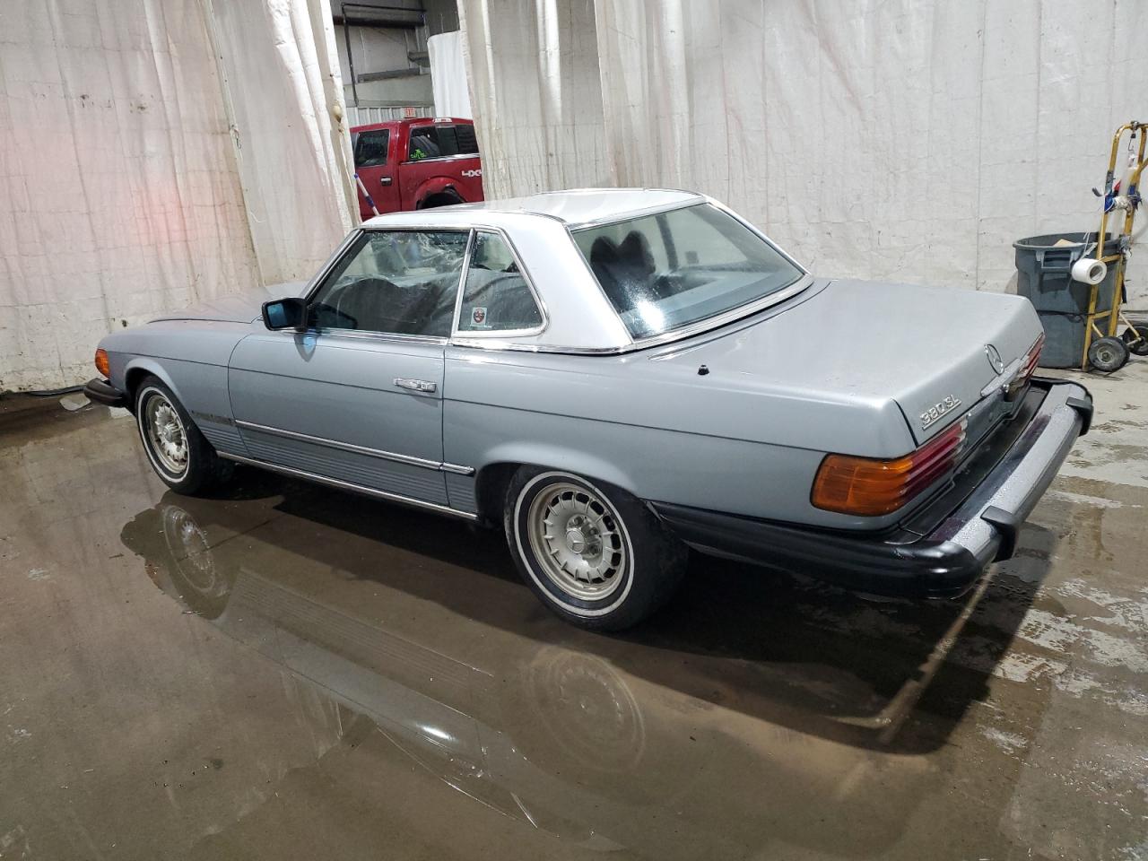 WDBBA45A2DB028566 1983 Mercedes-Benz 380 Sl