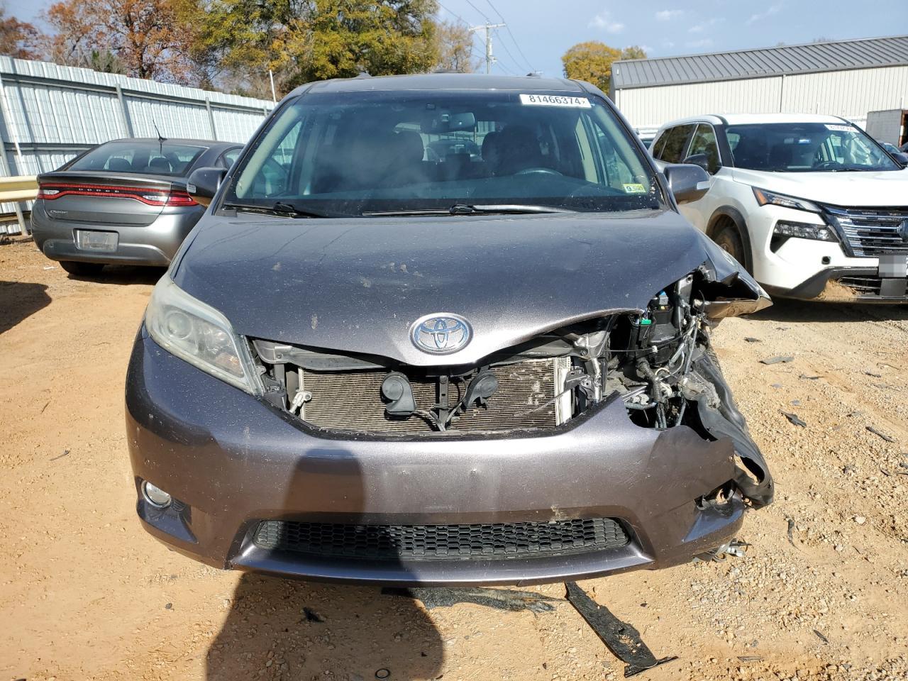 VIN 5TDDK3DC5GS138805 2016 TOYOTA All Models no.5