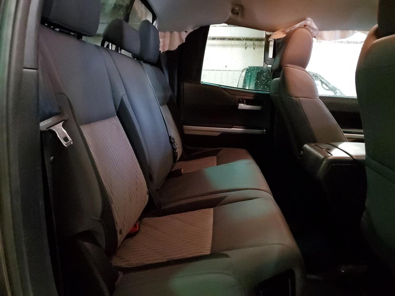 2017 Toyota Tundra - Image 10