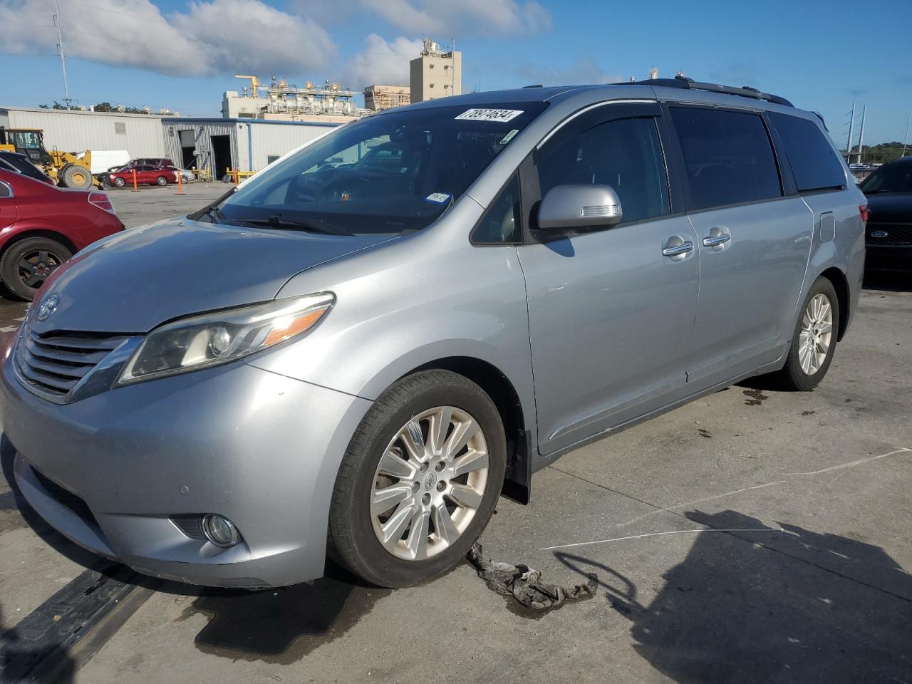 2015 Toyota Sienna - Image 1