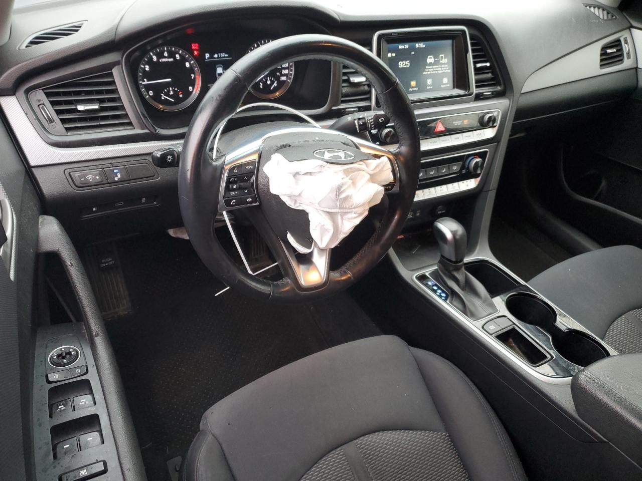 2018 Hyundai Sonata - Image 8