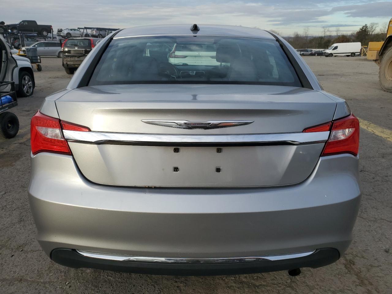 2014 Chrysler 200 Touring VIN: 1C3CCBBB8EN198565 Lot: 80946974