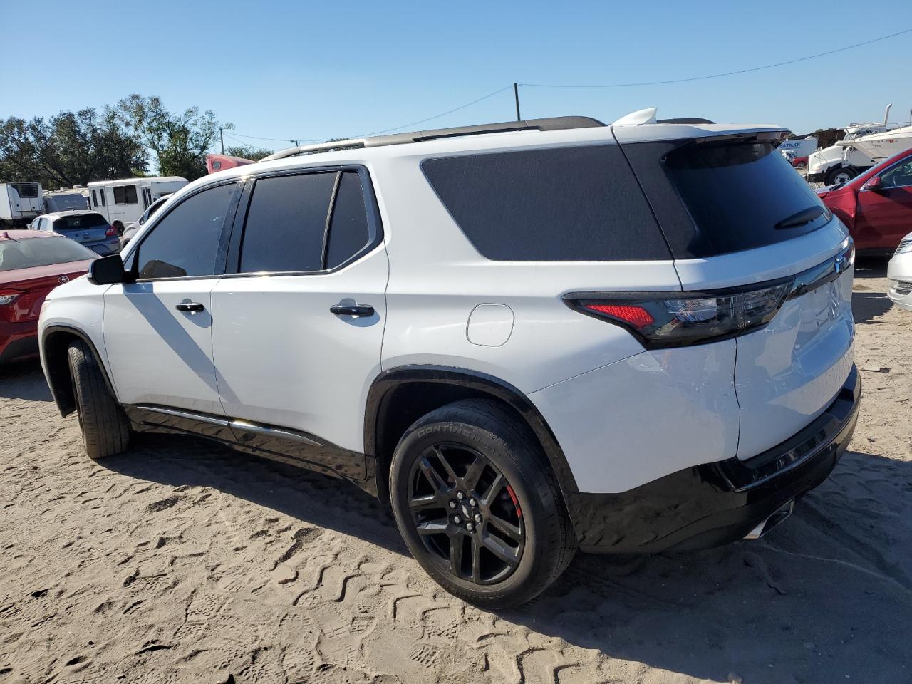 2018 Chevrolet Traverse - Image 2