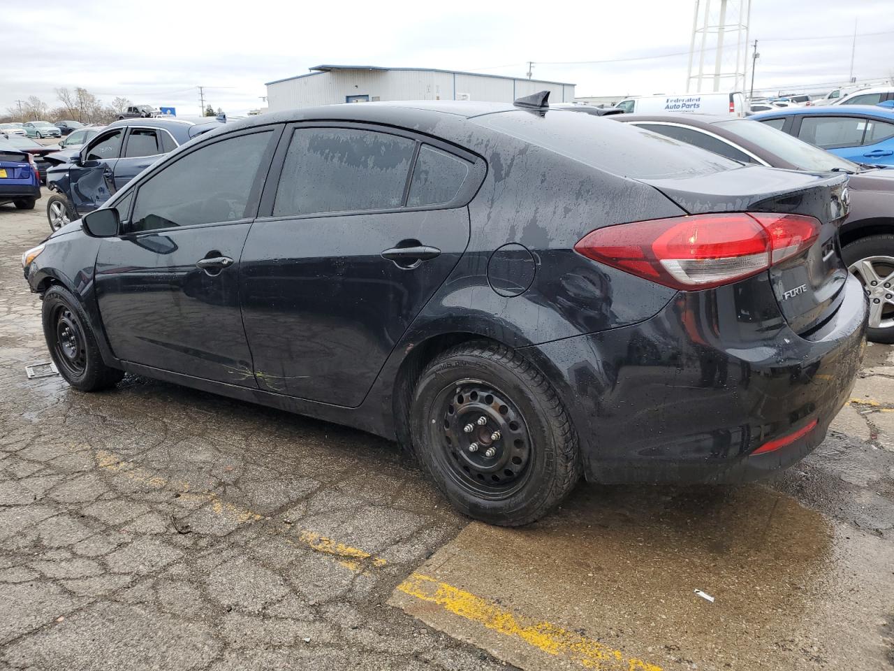 VIN 3KPFL4A78JE190465 2018 KIA FORTE no.2