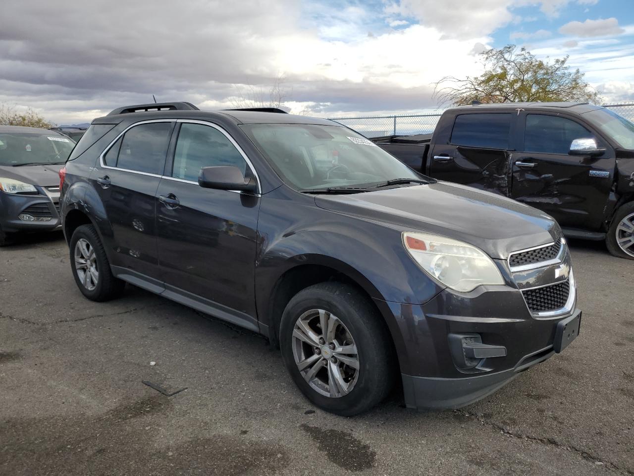 VIN 1GNALBEK9FZ108811 2015 CHEVROLET EQUINOX no.4