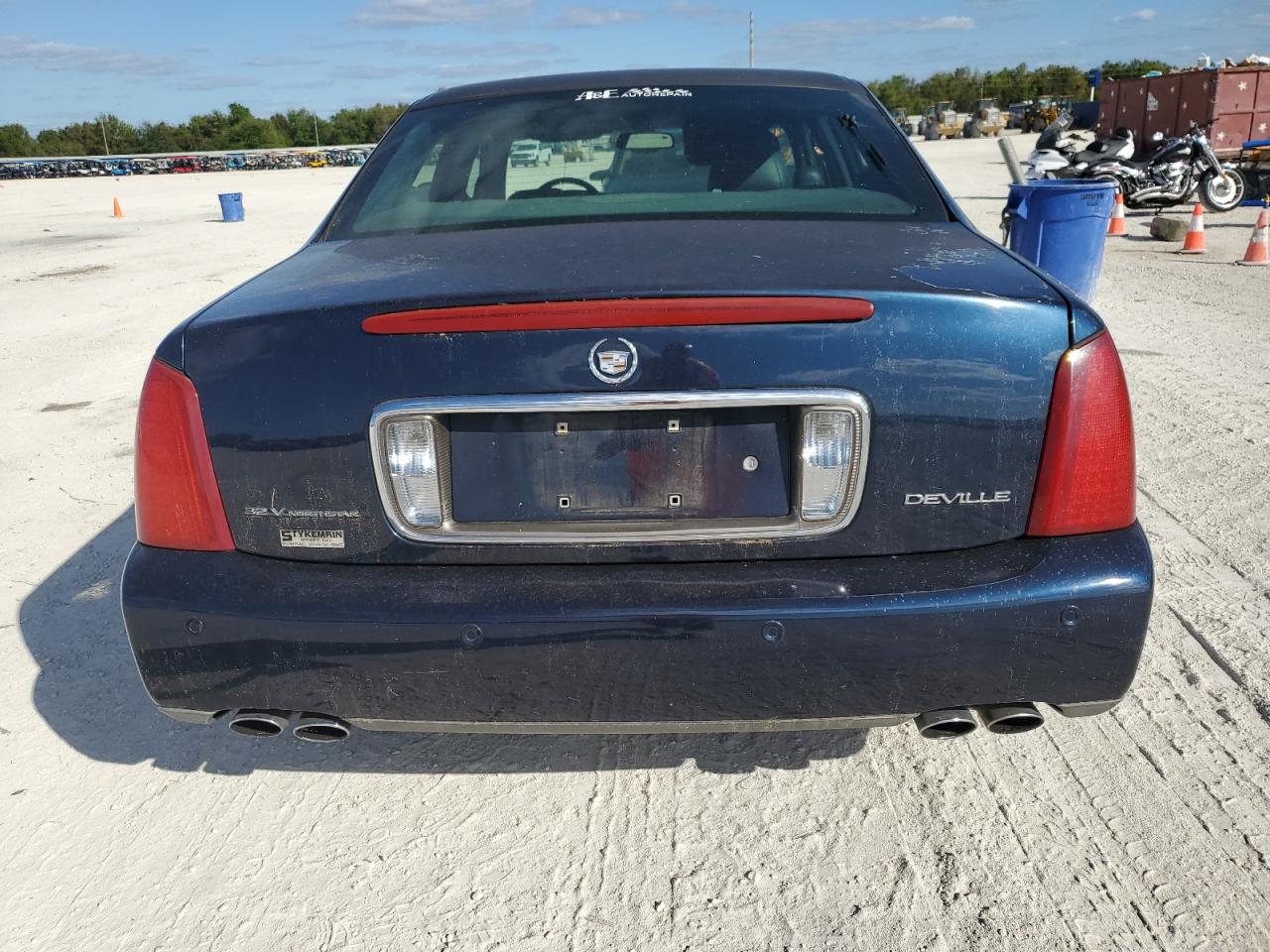 2003 Cadillac De Ville - Image 6
