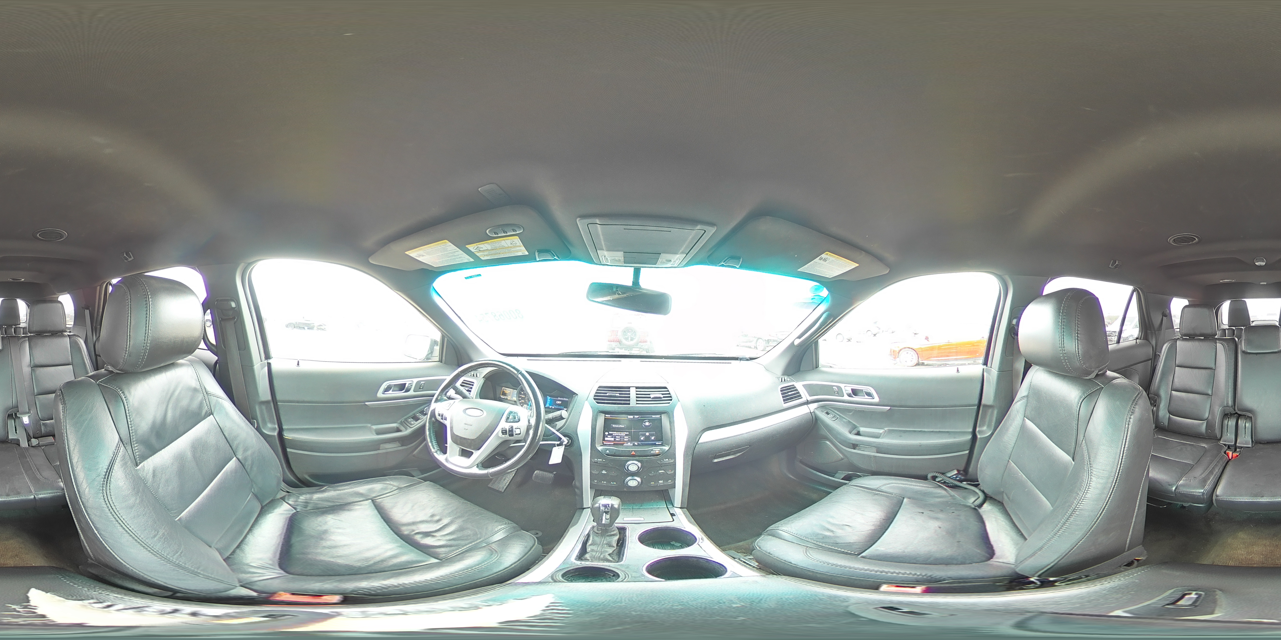 2013 Ford Explorer - Image 16
