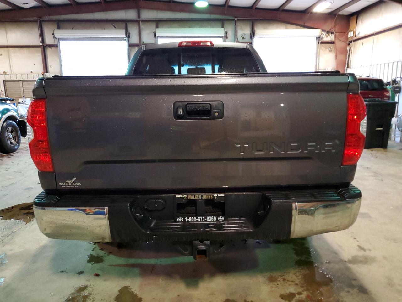 2017 Toyota Tundra - Image 6
