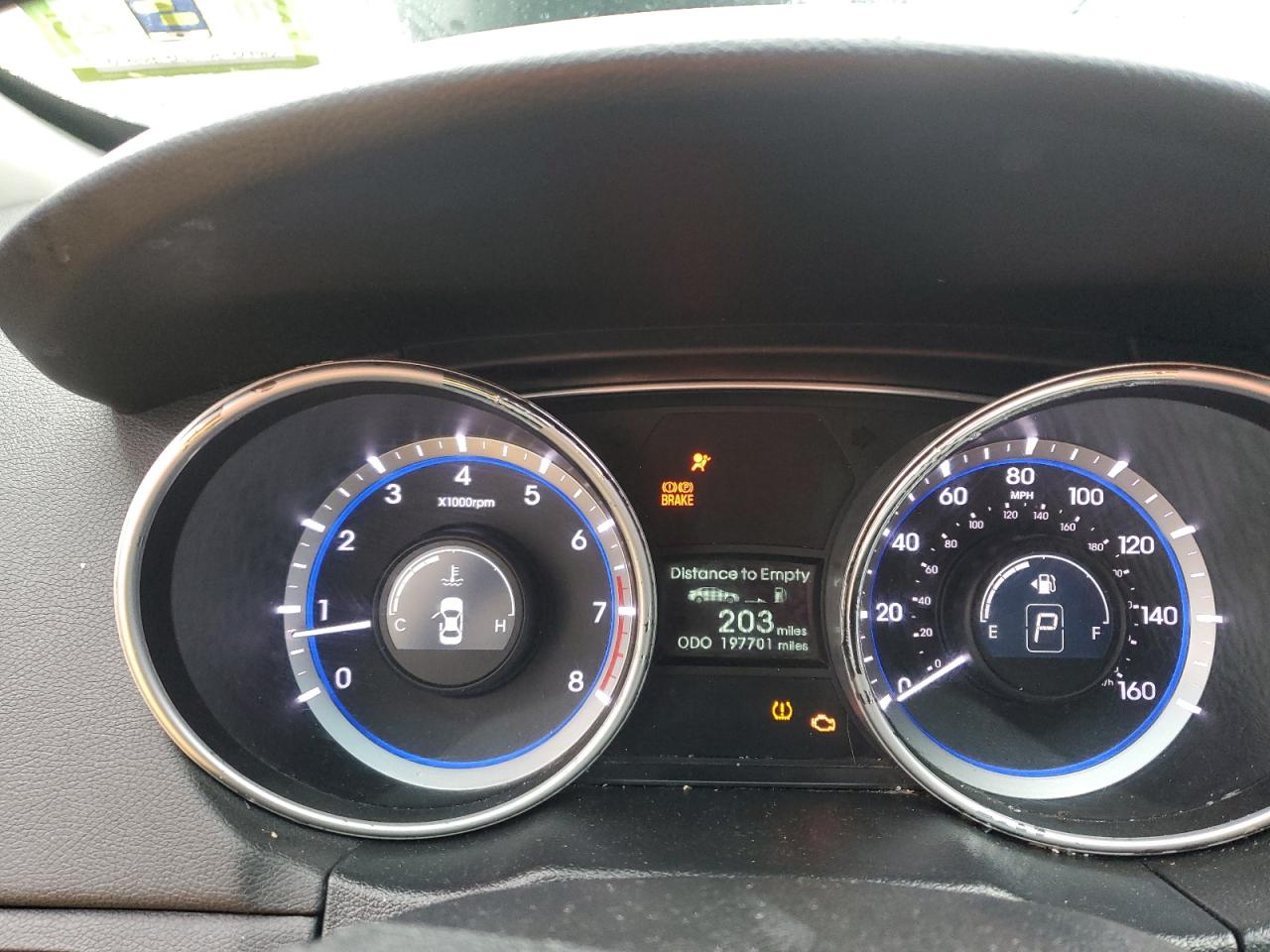 2011 Hyundai Sonata - Image 9