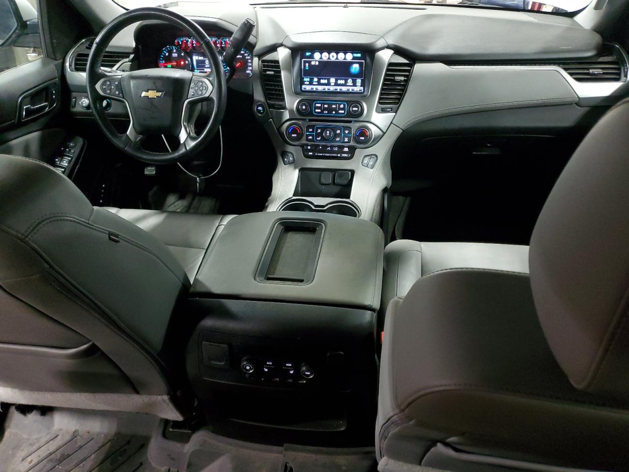 2018 Chevrolet Suburban - Image 8