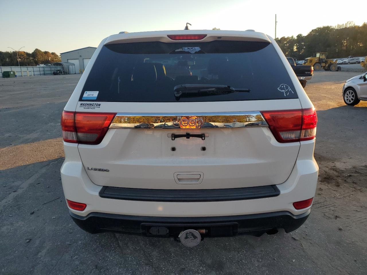 2012 Jeep Grand Cherokee - Image 6