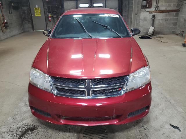 Седаны DODGE AVENGER 2014 Красный