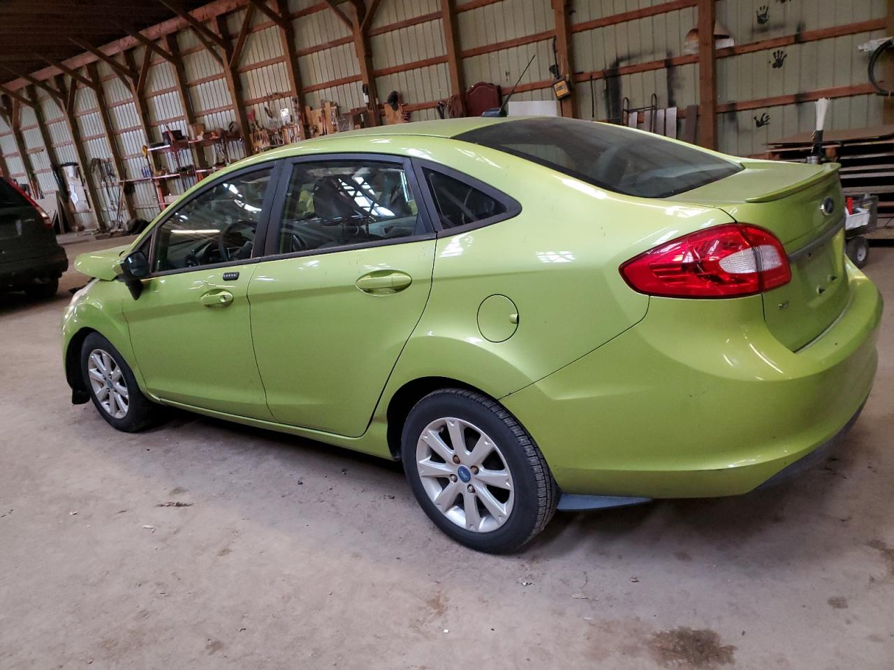 2012 Ford Fiesta - Image 2