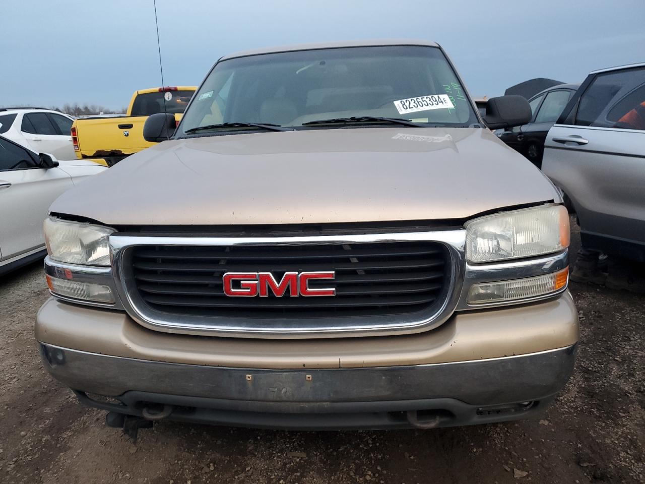 2000 GMC Yukon - Image 5