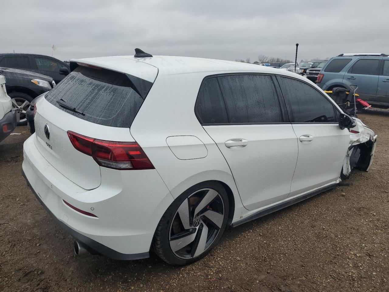 2022 Volkswagen GTI - Image 3