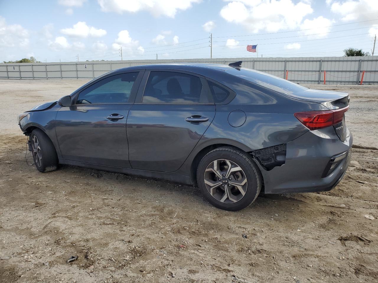 3KPF24AD6KE038047 2019 KIA FORTE - Image 2