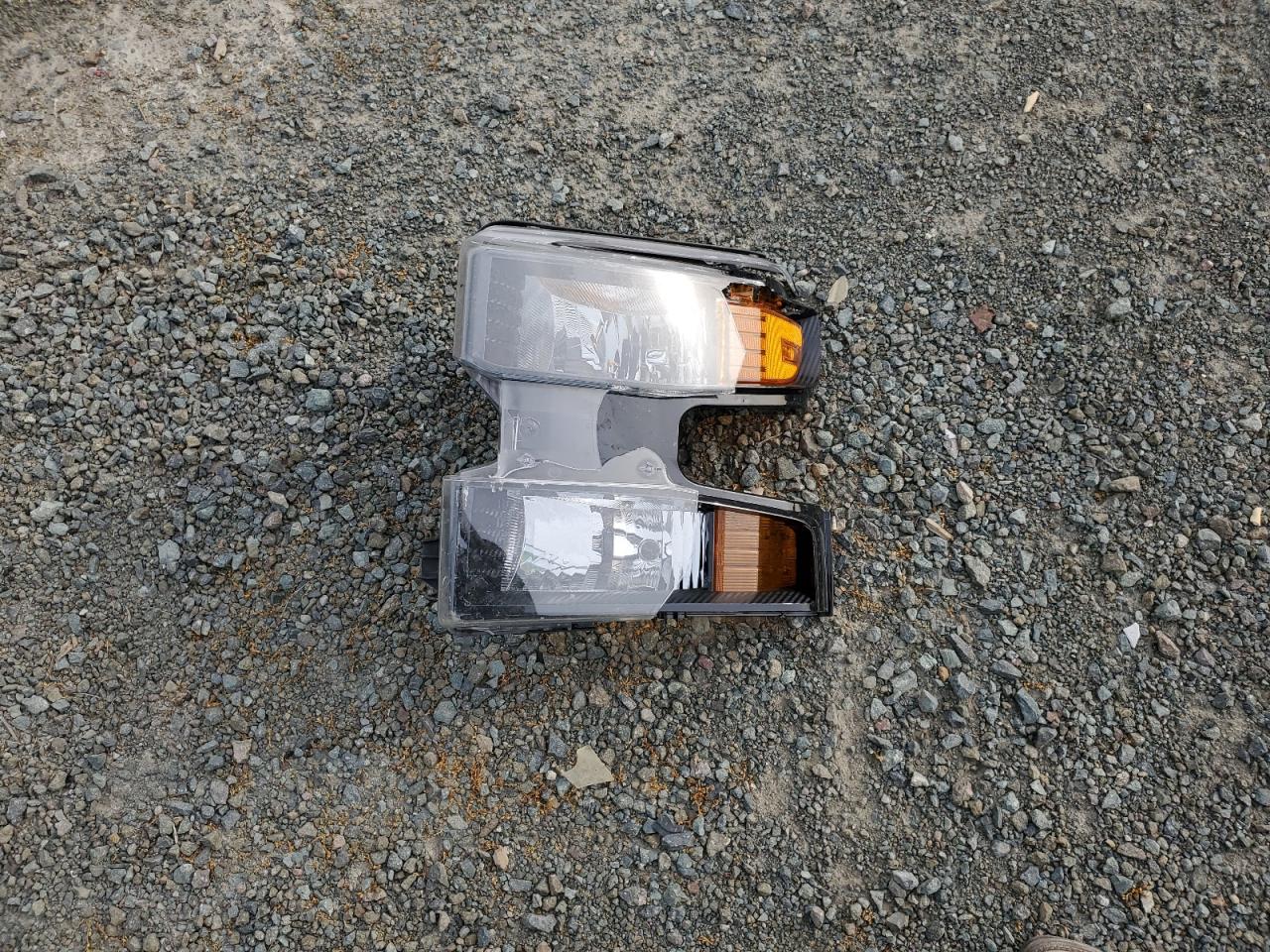 2021 Chevrolet Silverado - Image 15