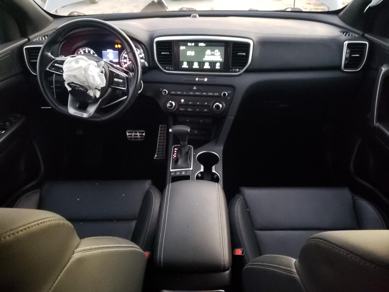 2022 Kia Sportage - Image 8