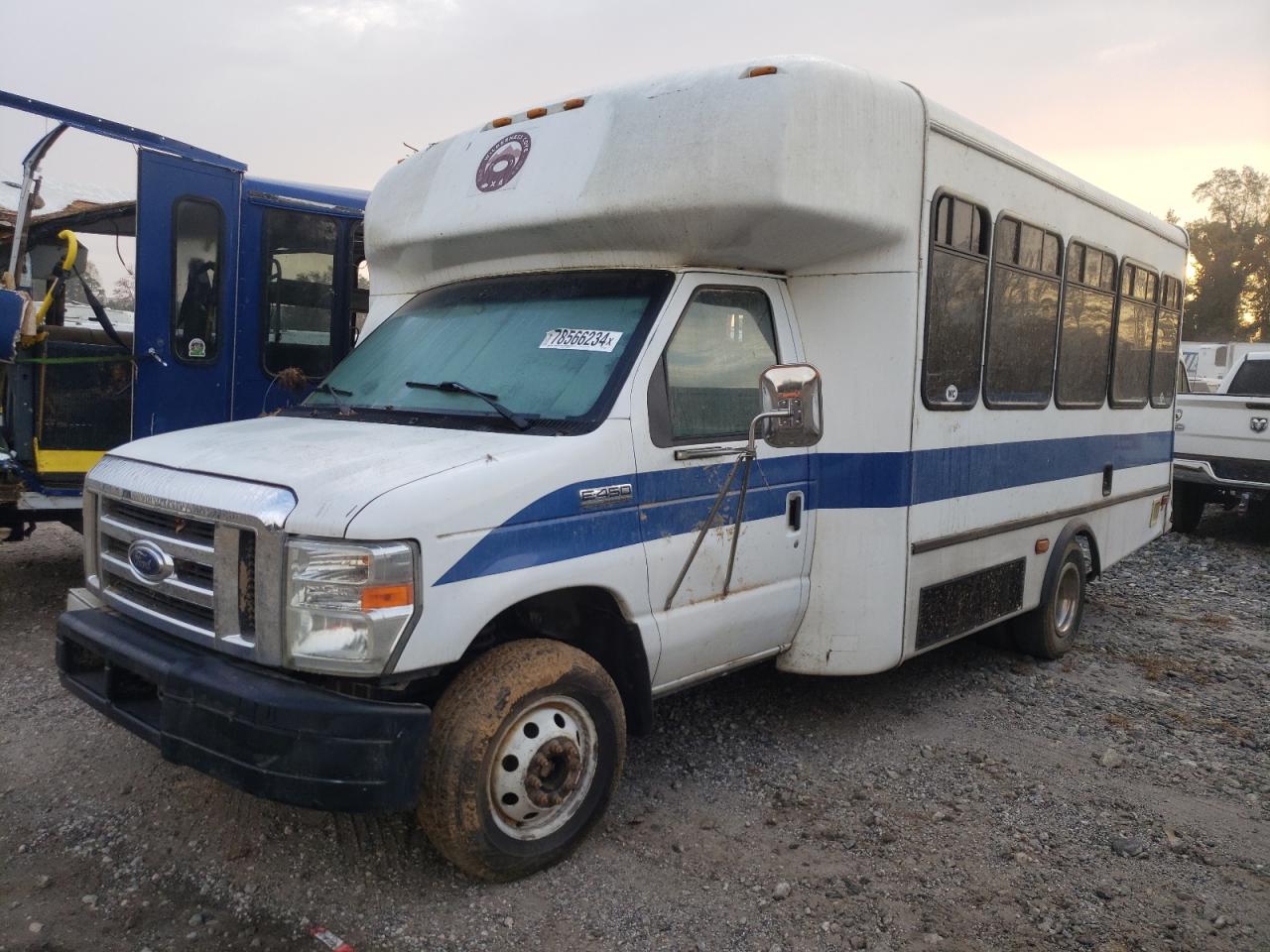 2008 Ford Econoline - Image 1