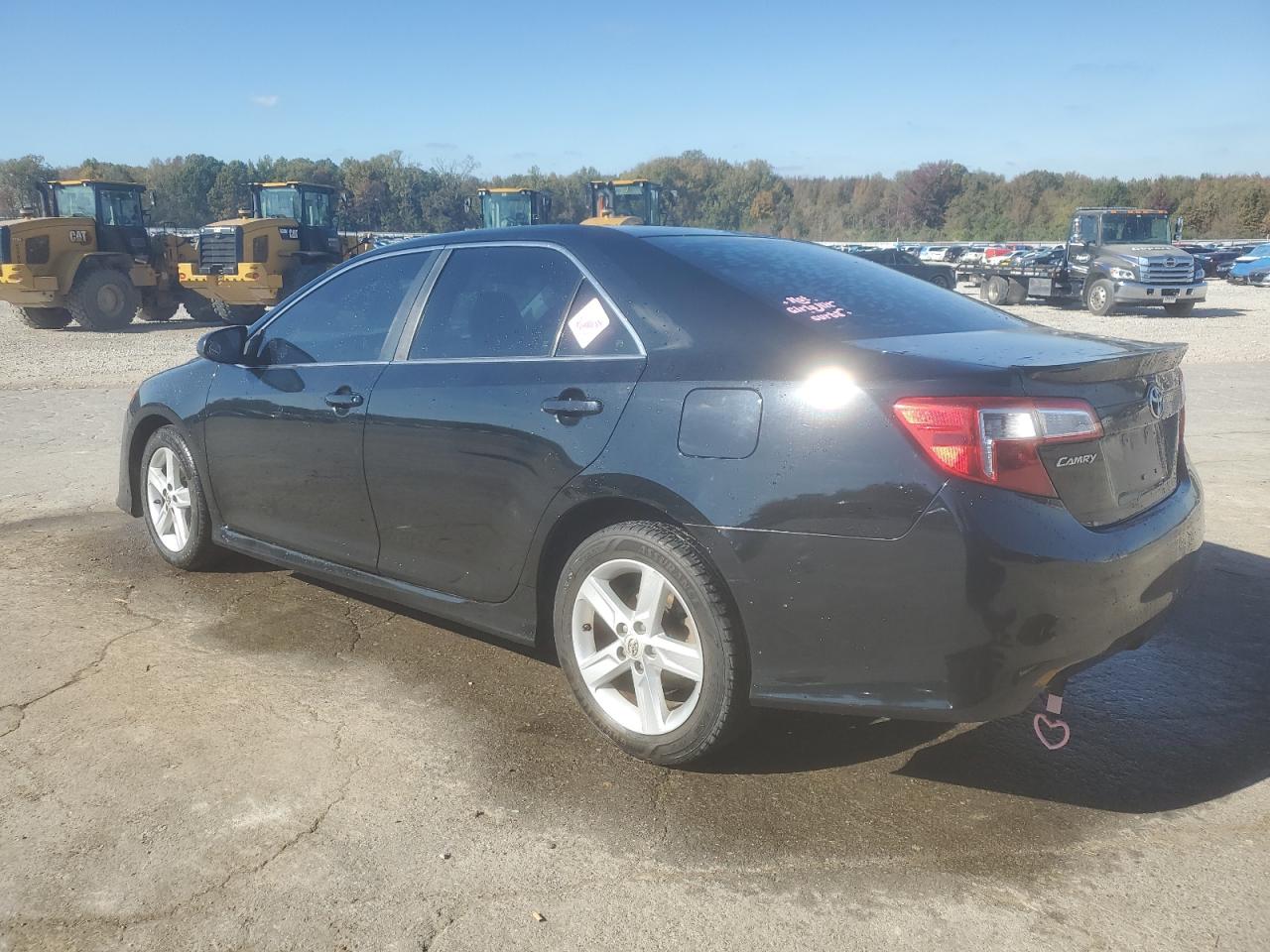 VIN 4T1BF1FK7DU281794 2013 TOYOTA CAMRY no.2