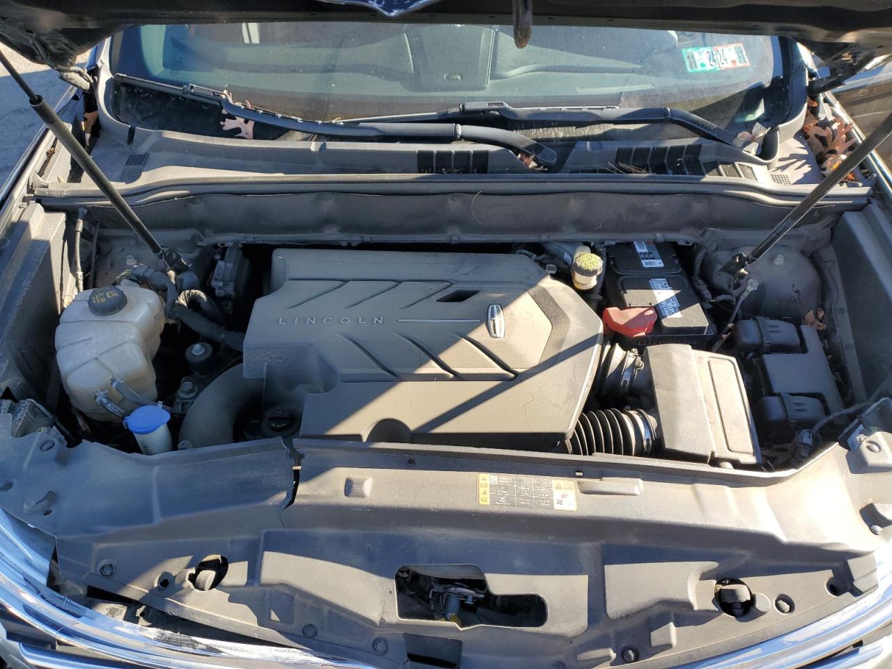 2017 Lincoln MKX - Image 14