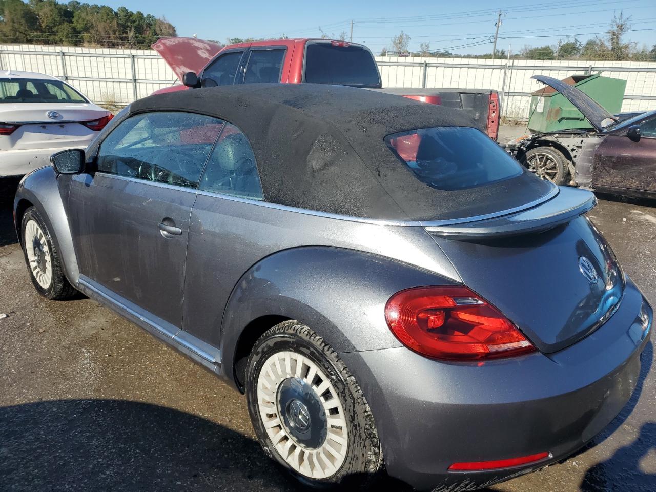 VIN 3VW5X7AT0EM802522 2014 VOLKSWAGEN BEETLE no.2