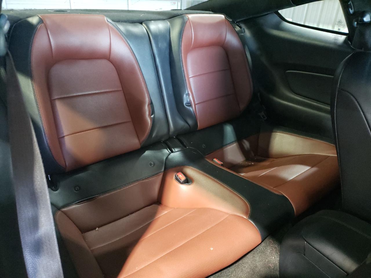 2015 Ford Mustang - Image 10