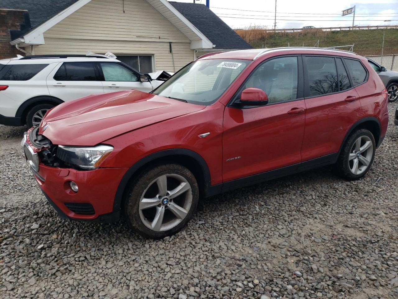 VIN 5UXWX9C58H0T00705 2017 BMW X3 no.1