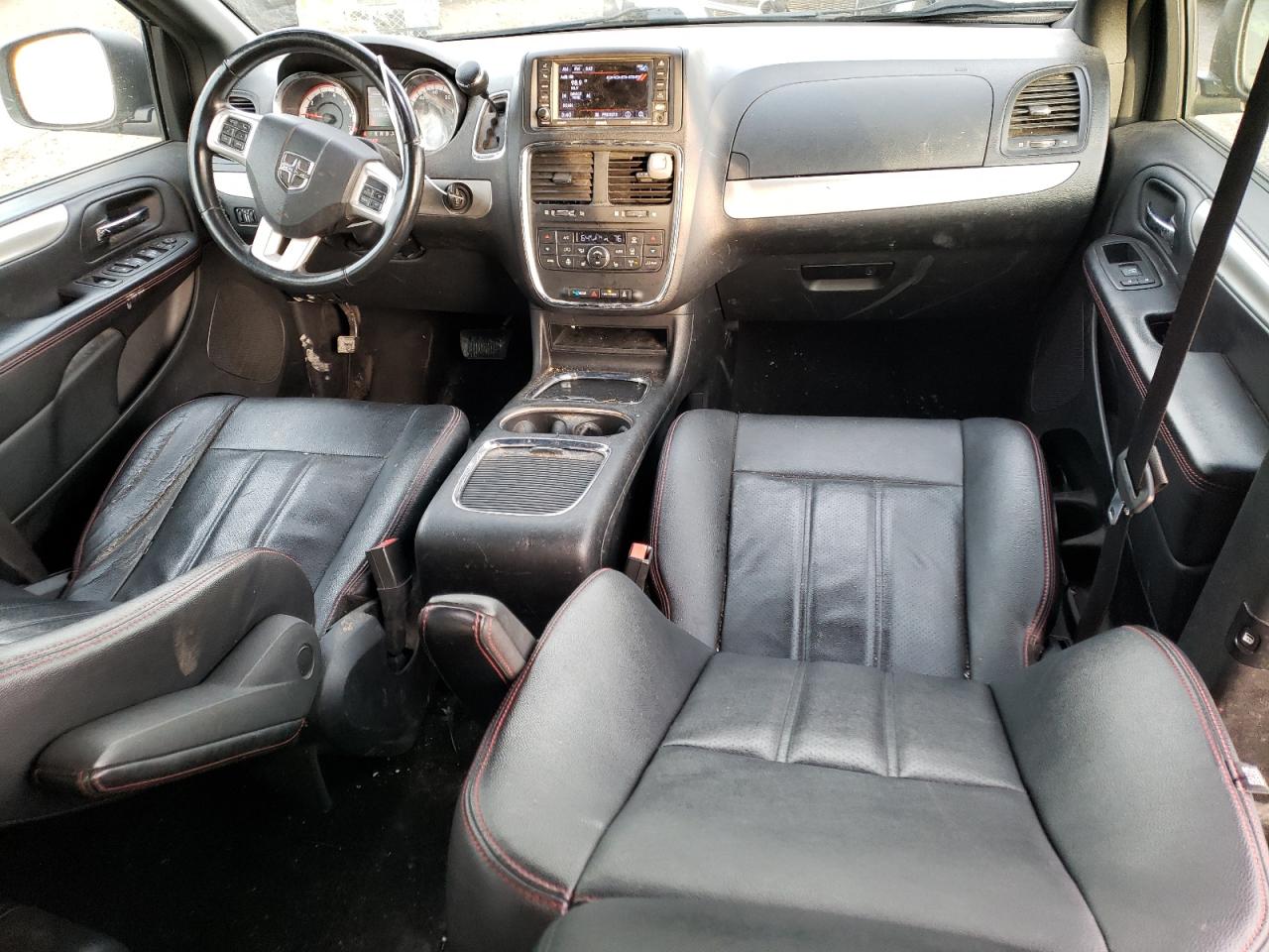 2019 Dodge Caravan - Image 8