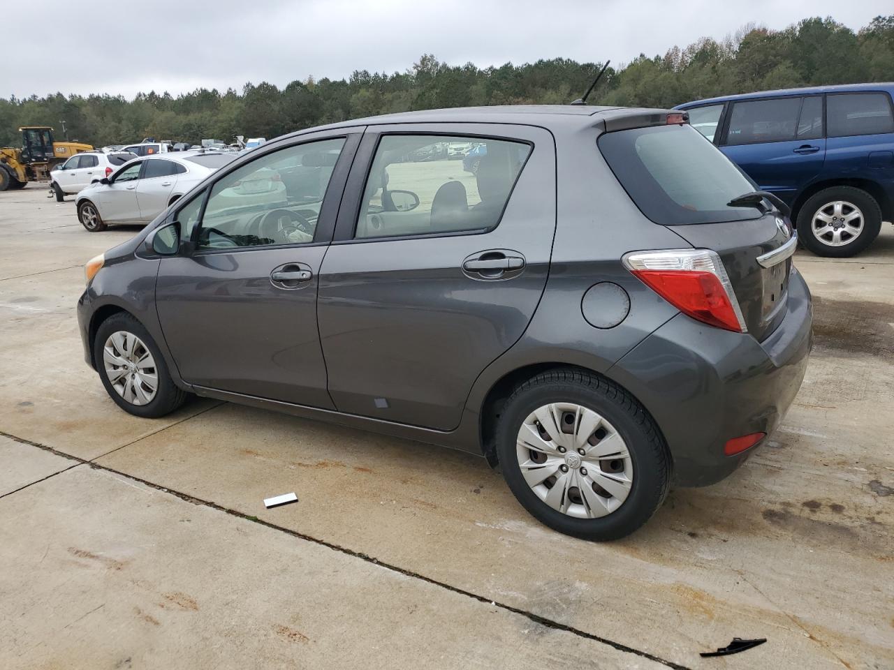 VIN JTDKTUD32DD553145 2013 TOYOTA YARIS no.2