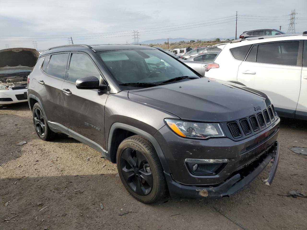 VIN 3C4NJCBB3LT129327 2020 JEEP COMPASS no.4