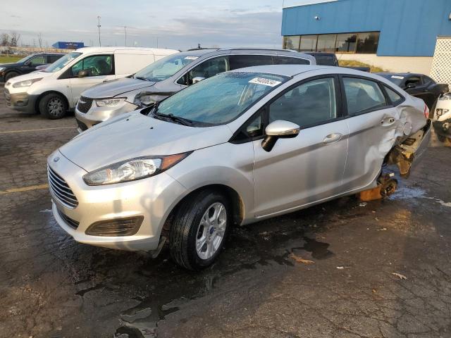  FORD FIESTA 2015 Сріблястий